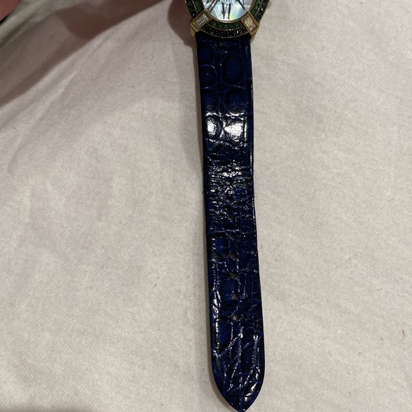 HEIDI DAUS LAVISH RHINESTONE CRYSTALS WATCH - Picture 4 of 8